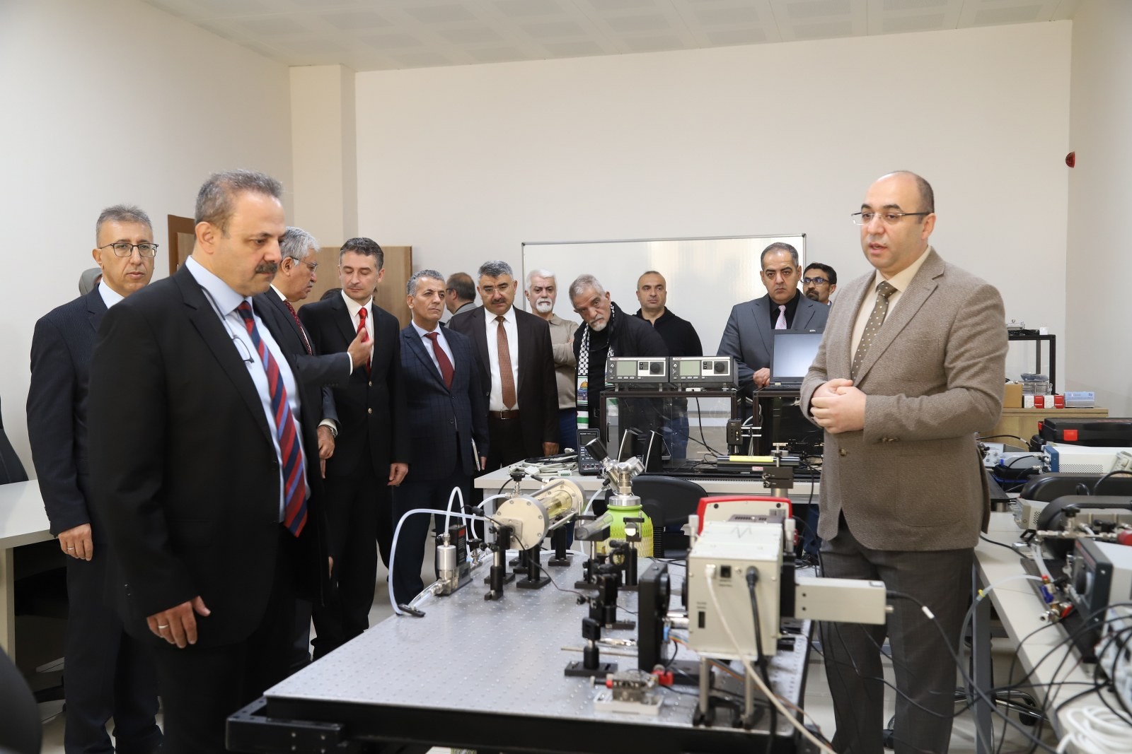 Aksaray Üniversitesi’nde iki  yeni laboratuvar hizmete açıldı